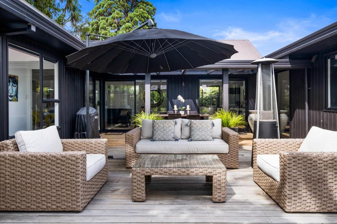 Black Luxury Lodge ブレナム エクステリア 写真